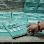 Al Csoa La Strada presentato il libro “Processo alla solidarietà. La Giustizia e il caso Riace” alla presenza di Mimmo Lucano Mimmo Lucano libro